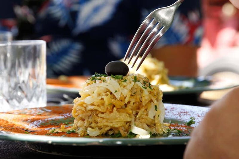 From Porto: 2 Wine Regions, Farm Lunch, and Boat Ride - The Experience in Detail