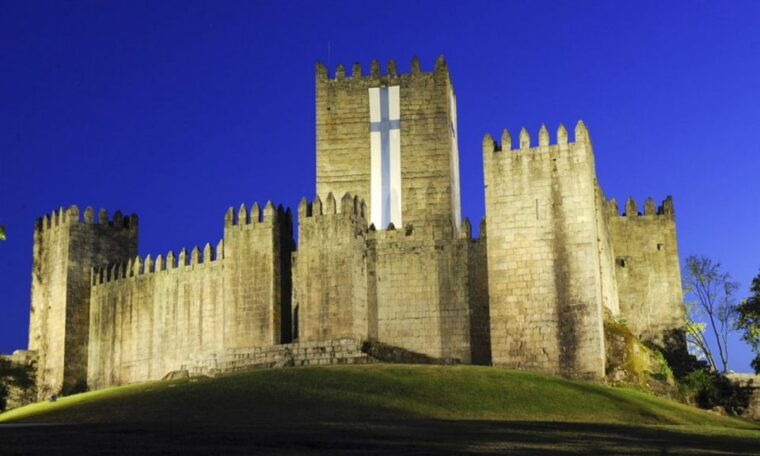 From Porto: Private Braga and Guimarães Tour with Pickup - What Makes This Tour Stand Out?