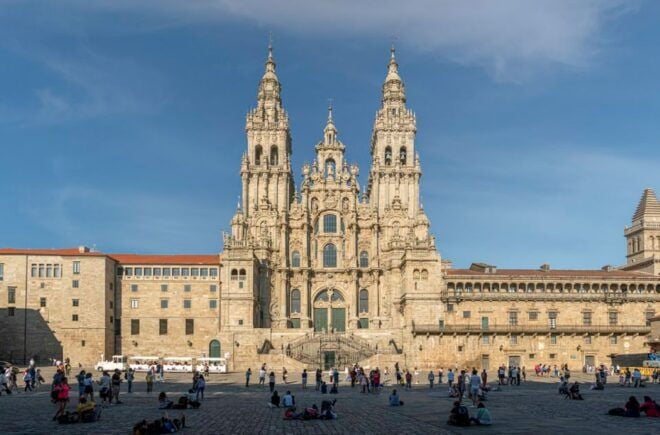From Porto: Private Sightseeing Santiago Da Compostela Tour - Tour Description