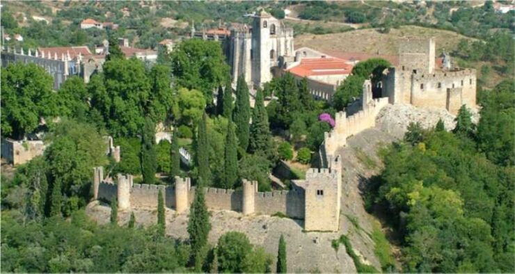 From Porto: Private Tour to Fátima, Tomar, Batalha & Nazaré - Transportation and Experience