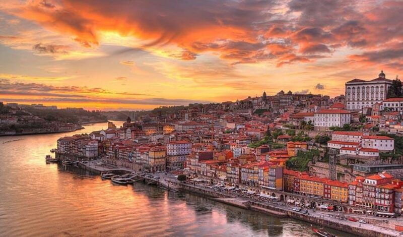 From Porto: Private Transfer to Lisbon until 3 Stops - Good To Know
