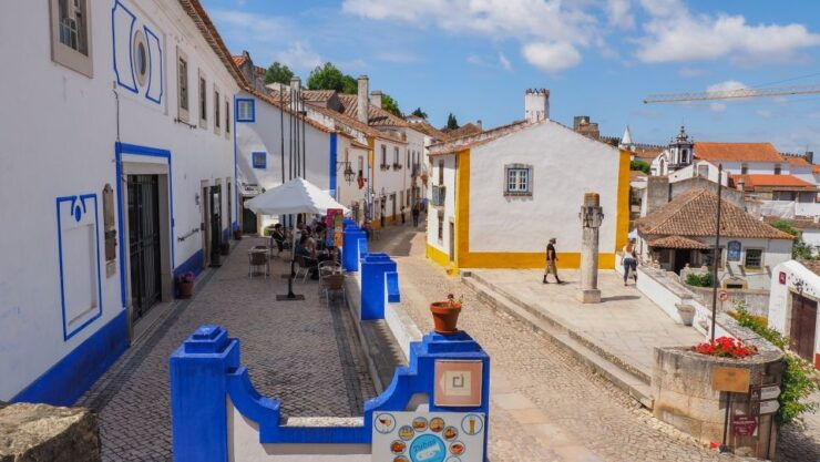 From Porto: Private Transfer to Lisbon With Stop at Óbidos - Activity Details