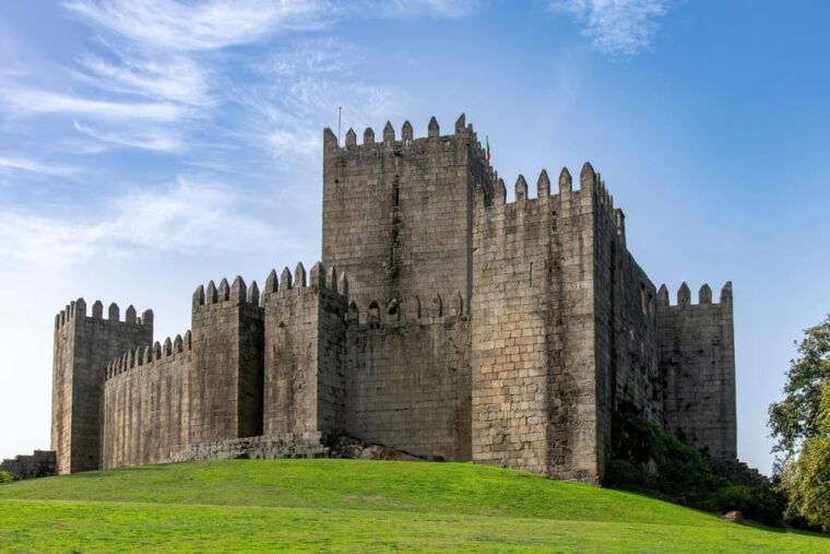 From Porto: Viana do Castelo, Braga and Guimarães Day Tour - FAQ