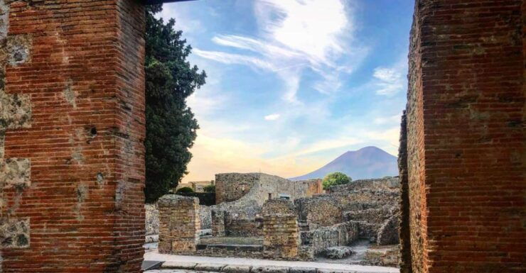 From Positano: Pompeii Guided Tour With Skip the Line - Tour Duration and Group Size