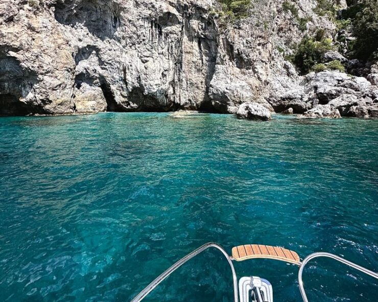 From Positano/Praiano: Amalfi Coast & Caves Speedboat Tour - Itinerary