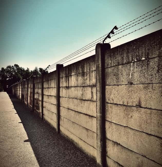 From Prague: Auschwitz-Birkenau Memorial Private Tour - Return Journey & Reflection