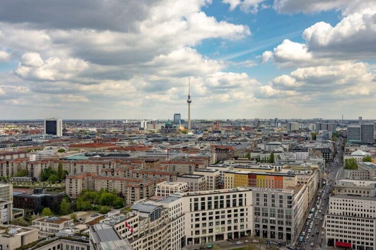 From Prague: Day Trip to Berlin - Itinerary Details