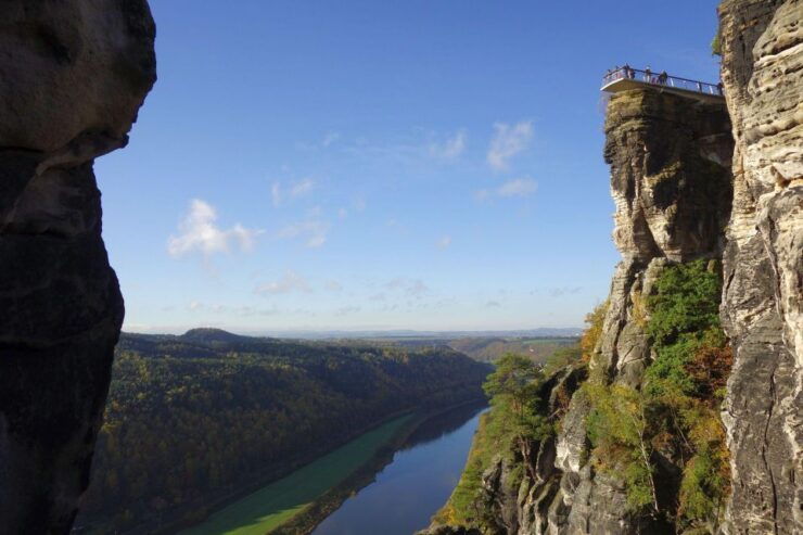 From Prague: Dresden Christmas Market and Bastei Bridge Tour - Live Tour Guide and Pickup Information
