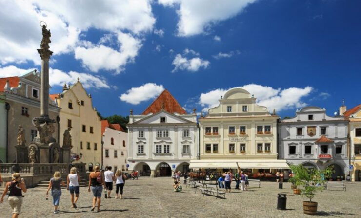 From Prague: Full-Day Trip to Česky Krumlov - Experience Highlights