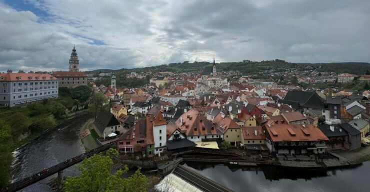 From Prague: Premium Amazing Day Trip to Český Krumlov - Itinerary and Experience