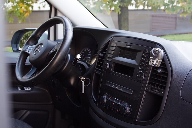 From Prague to Passau - Private Transfer by MINIVAN Mercedes Vito 8+1pax - Service Description