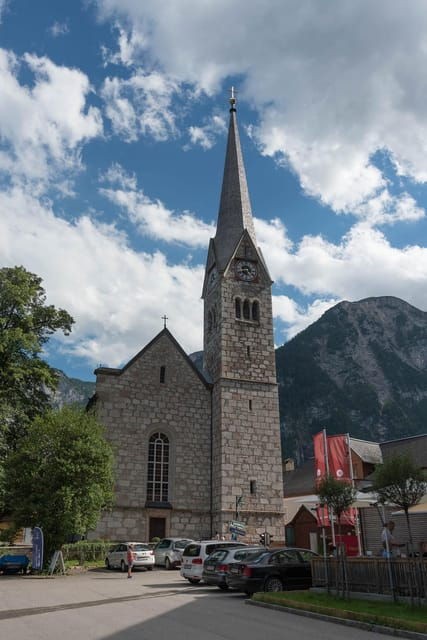 From Prague to stunnning Hallstatt: Private 1 day tour - Detailed Breakdown of the Itinerary