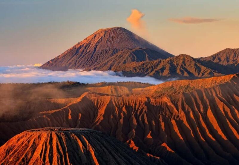 From Probolinggo: Mount Bromo Sunset Tour by Land Cruiser - Visiting the Sand Sea and Widodaren Hill