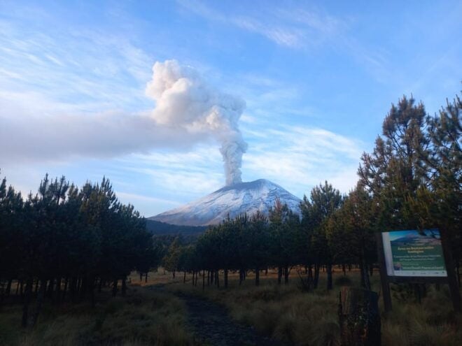 From Puebla: Iztaccihuatl Hike Full-Day Trip | Level 2 - Altitude Acclimation