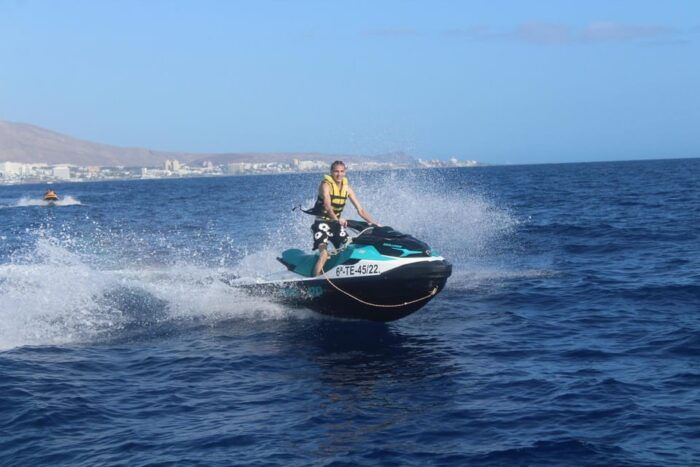 From Puerto Colon : 1 Hour Adrenaline Jetski Tour - Common Questions