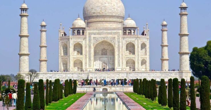 From Pune:Taj Mahal Day Trip to From Pune With Return Flight - Booking Information