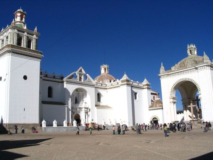 From Puno to La Paz: Copacabana and Isla Del Sol Boat Tour - Experience Highlights