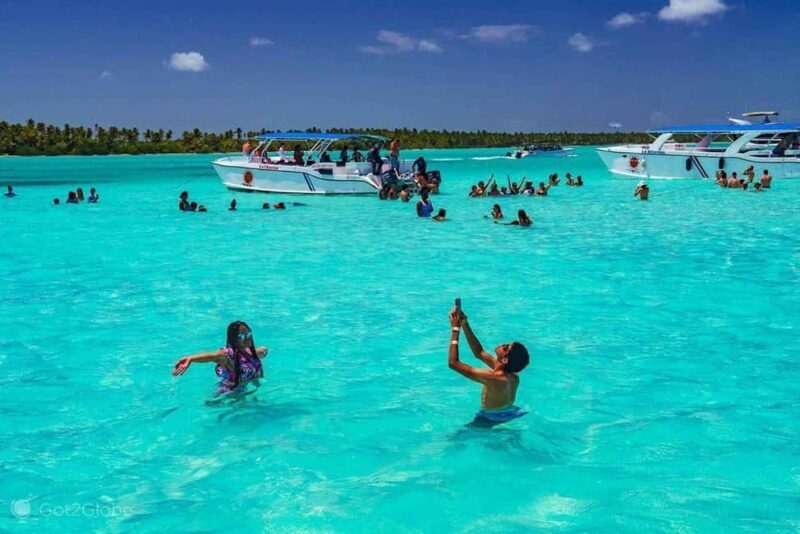 From Punta Cana: Saona Island Speedboat and Catamaran Tour - FAQ