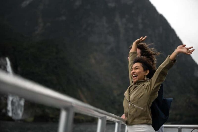 From Queenstown: Milford Sound Business Class with Cruise - The Experience in Practice: What It Feels Like