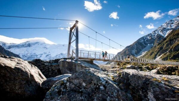 From Queenstown: Mount Cook and Hooker Valley Day Trip - Explore Aoraki Mount Cook National Park