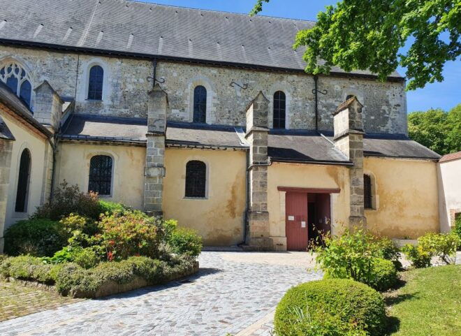 From Reims/Epernay : the Connaisseurs With 9 Tastings (Am) - Visit the Church of Dom Pérignon in Hautvillers