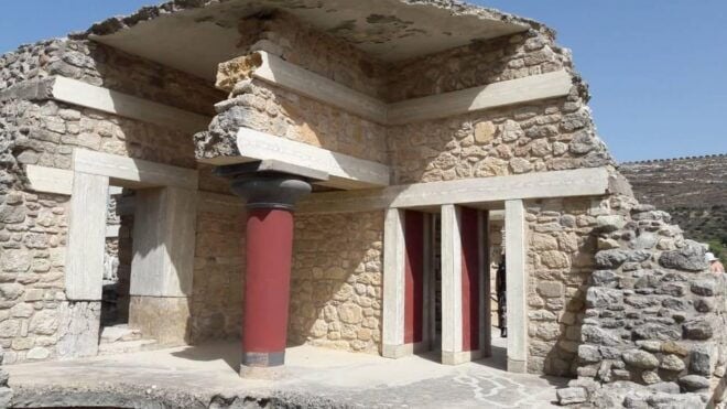 From Rethymno: Day Trip to KNOSSOS PALACE and HERAKLION CITY - Included Amenities