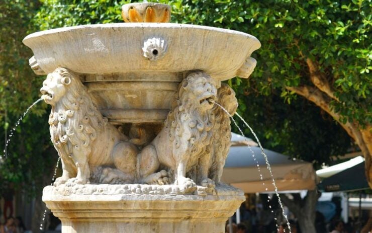 From Rethymnon: Knossos Palace and Heraklion Day Trip - Good To Know