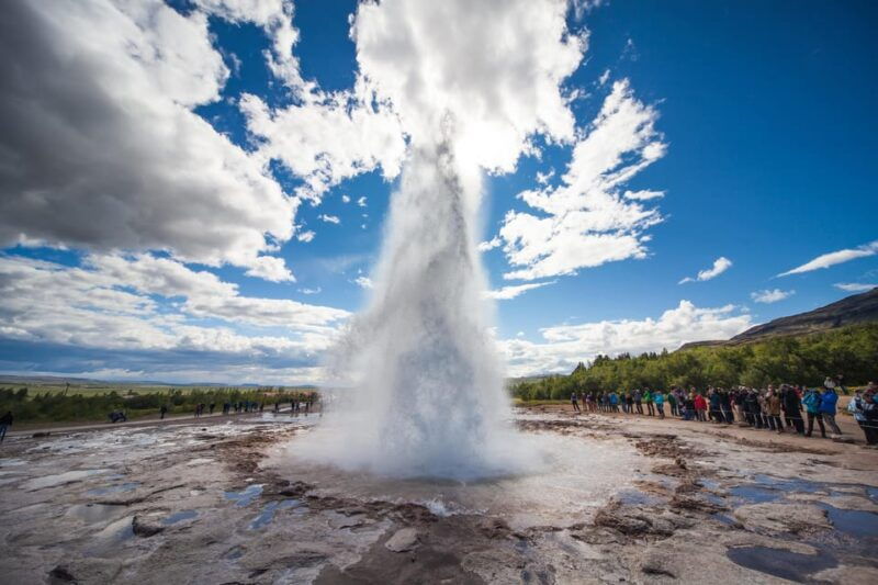 From Reykjavik: Golden Circle & Blue Lagoon Private Day Tour - The Golden Circle Stops: A Closer Look