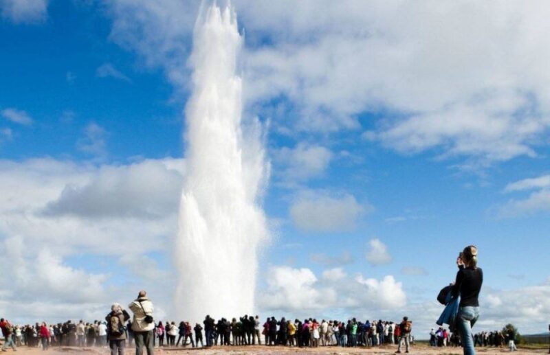 From Reykjavik: Golden Circle & Secret Lagoon Day Tour - Who Should Take This Tour?