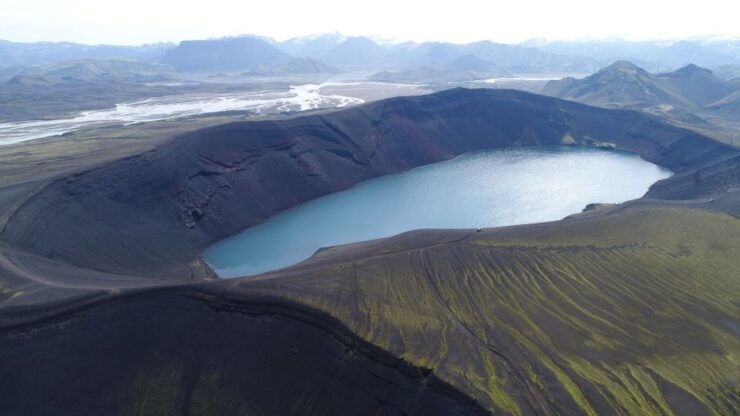 From Reykjavik: Private Landmannalaugar & Hekla Jeep Tour - Tour Highlights