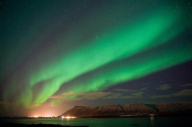From Reykjavík: Private Northern Lights Tour - What Does the Tour Entail?