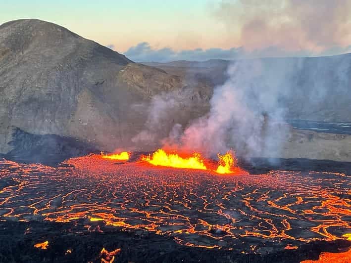 From Reykjavik: Volcanic Eruption Sites & Reykjanesbær Tour - Good To Know