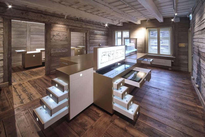 From Riga: Hill of Crosses and Jelgava Day Trip and back. - From the Reviews: Authentic Insights