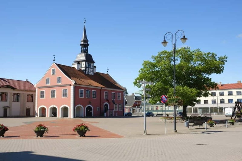 From Riga : Rundale palace and Bauska castle tour and back. - Good To Know