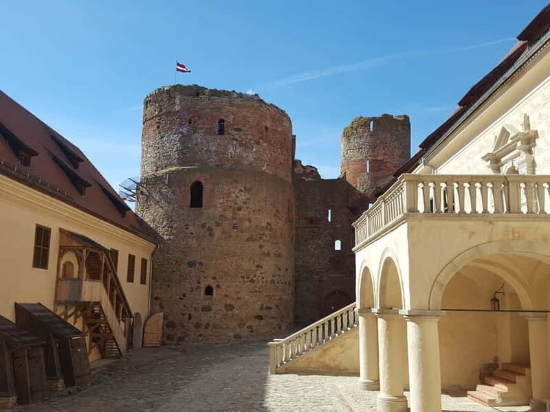 From Riga to Vilnius with Sightseeing Stops Top Private Tour - Authentic Reviewer Insights