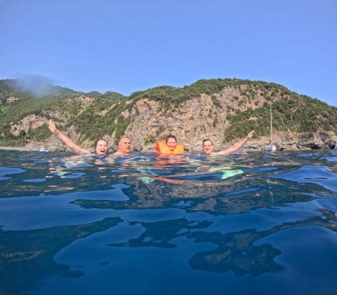 From Riomaggiore: Guided Boat Tour Around Cinque Terre - Important Information