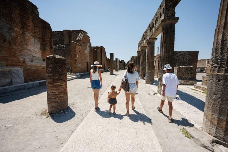 From Rome: Day Trip to Pompeii and Sorrento with Lunch - Authentic Traveler Insights