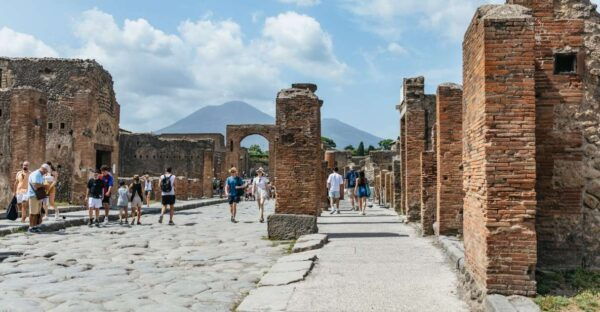 From Rome: Day Trip to Pompeii With Lunch and Guide - The Sum Up