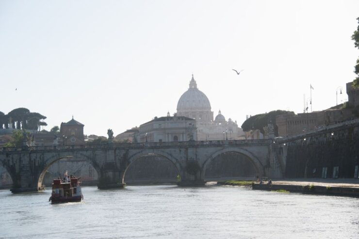 From Rome: Evening Cruise With Wine & Snacks on Tiber River - Good To Know