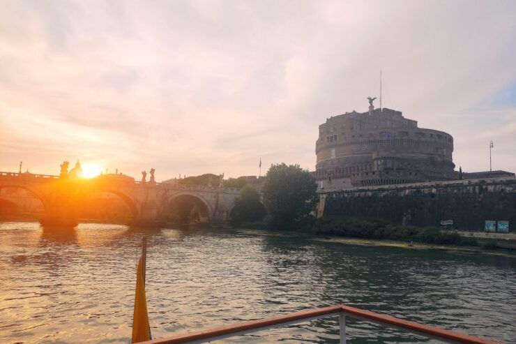 From Rome: Evening Cruise With Wine & Snacks on Tiber River - Language Options