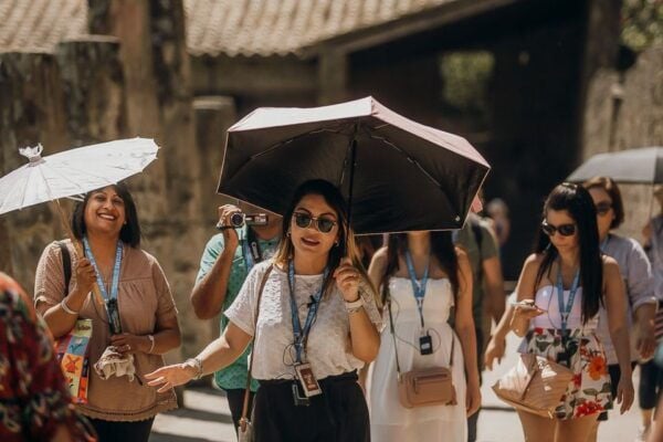 From Rome: Pompeii and Amalfi Coast Group Day Trip - Review Summary