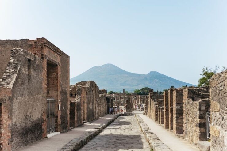 From Rome: Pompeii and Mount Vesuvius Day Trip - Good To Know