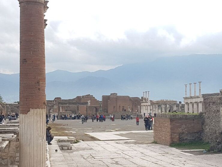 From Rome: Pompeii and Naples Private Day Tour With Lunch - Itinerary