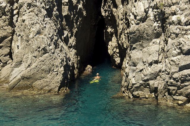 From Rome: Ponza Island Day Trip With Boat Excursion - Review Summary