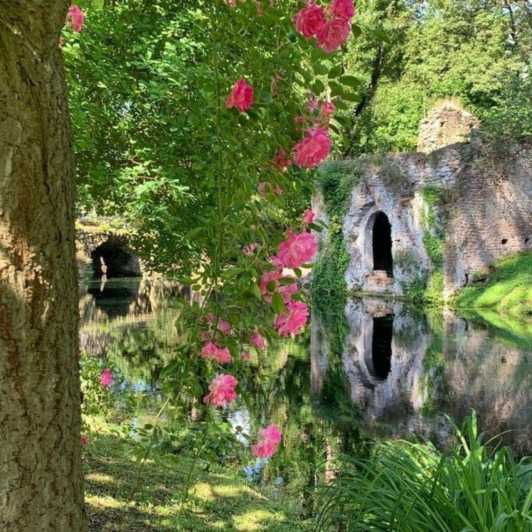 From Rome: Semi-Private Tour Sermoneta and Gardens of Ninfa - Good To Know