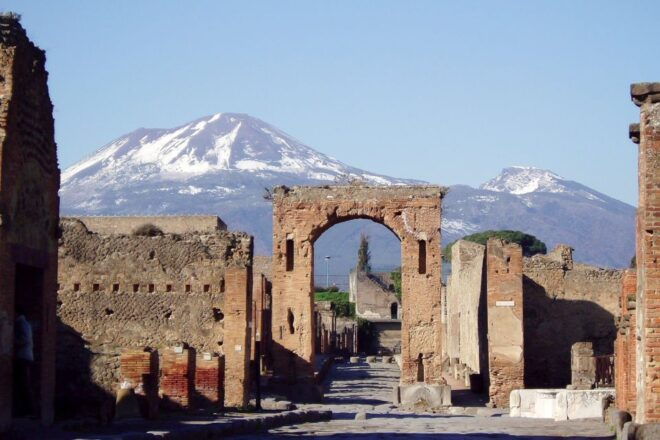 From Rome: Small-Group Pompeii & Naples Day Tour With Lunch - Important Information