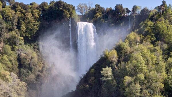 From Rome to Marmore Waterfall Full Day Private Experience - Tips for Your Visit