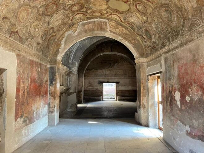 From Rome: Vesuvius and Pompeii Guided Day Tour and Lunch - Important Information