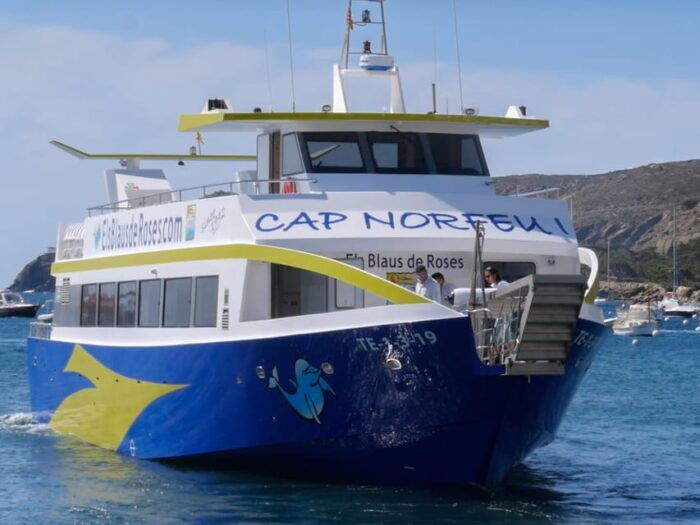From Roses: Boat Trip and Visit Cadaqués All Day - Review Summary and Rating