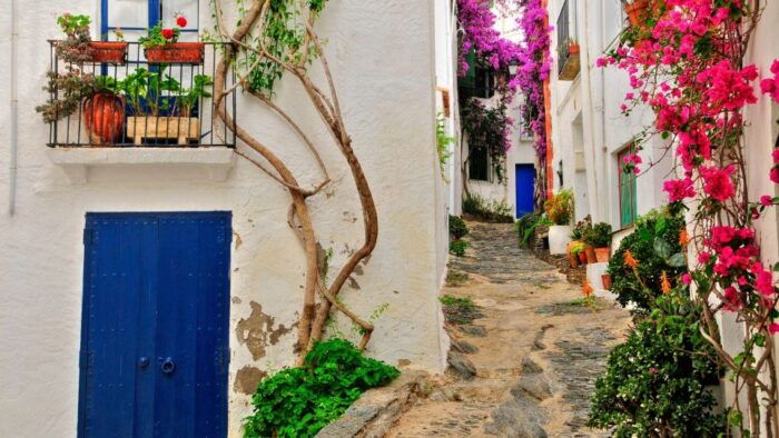 From Roses: Cadaqués Catalonian Coast Boat Tour - Accessibility and Mobility Considerations